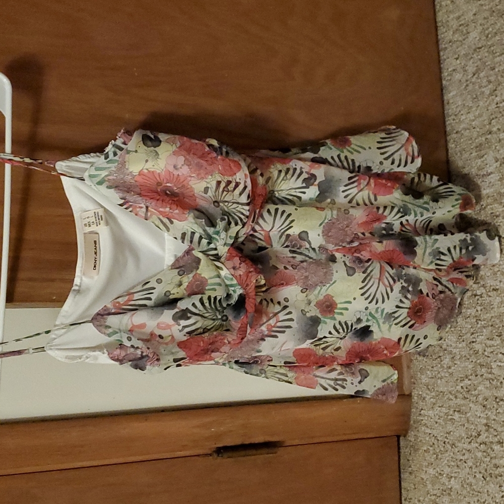 DKNY tank top size L.